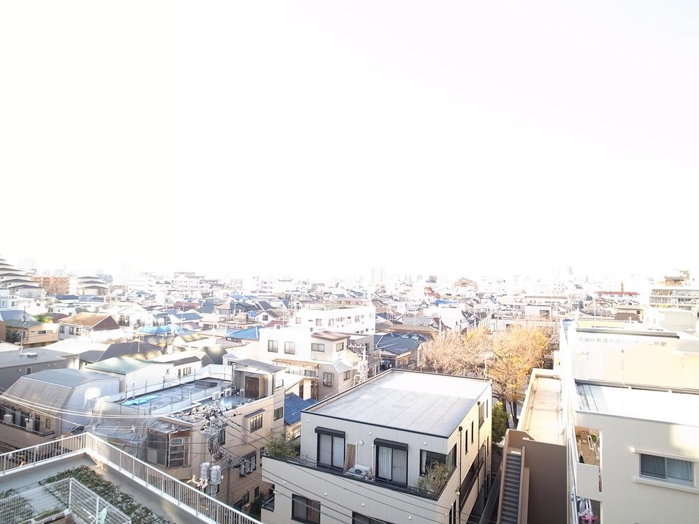 View photos from the dwelling unit. View from the site (December 2013) Shooting