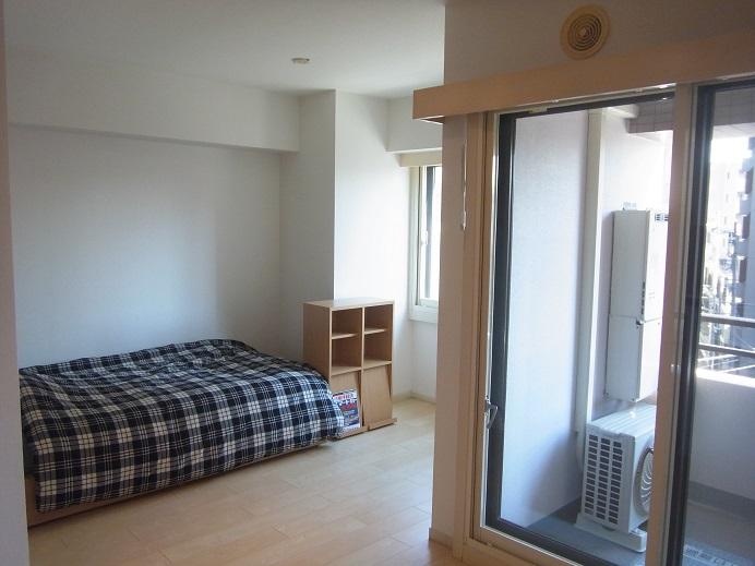 Same specifications photos (living). Local (12 May 2013) Shooting It is furnished.