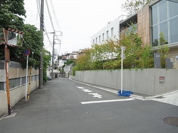 Local photos, including front road. Local (September 2013) Shooting