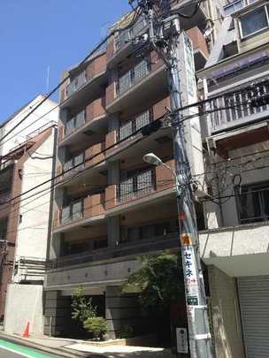Local appearance photo. Building appearance December 2000 Built Reinforced concrete 7 story