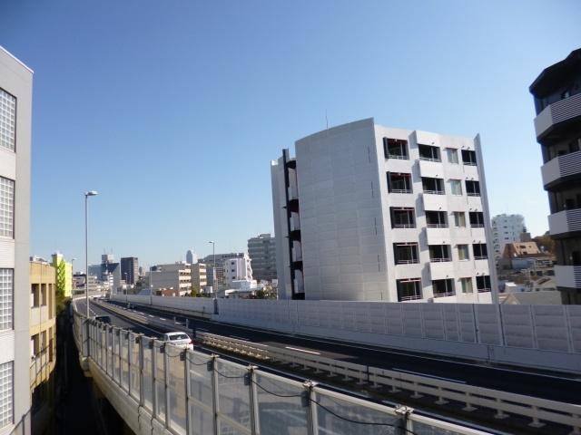 View photos from the dwelling unit. From greening Terrace