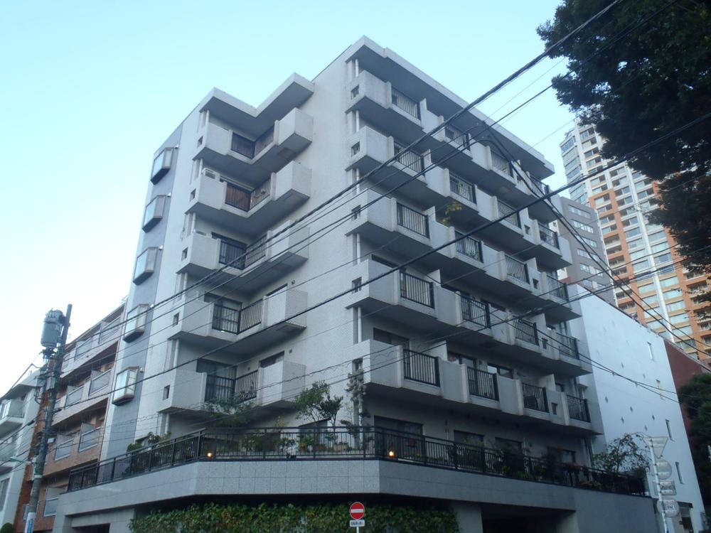 Local appearance photo. Apartment conveniently located in Shibuya Station 5-minute walk