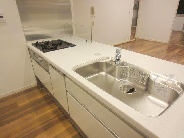 Kitchen. Around the water is also very beautiful renewed!