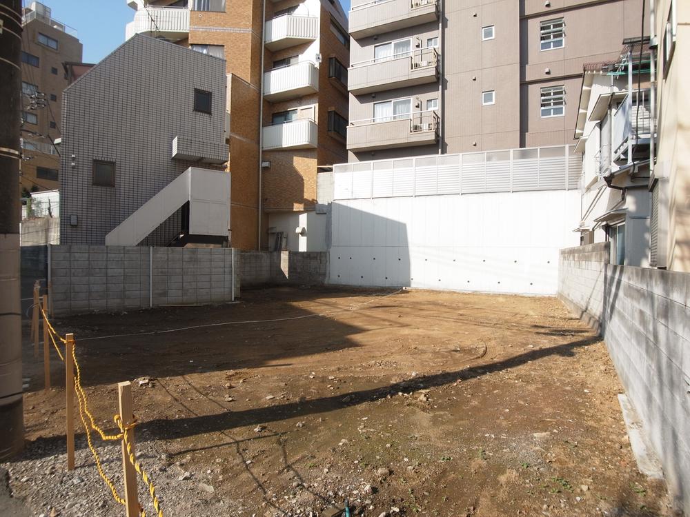 Local land photo. Local (12 May 2013) Shooting