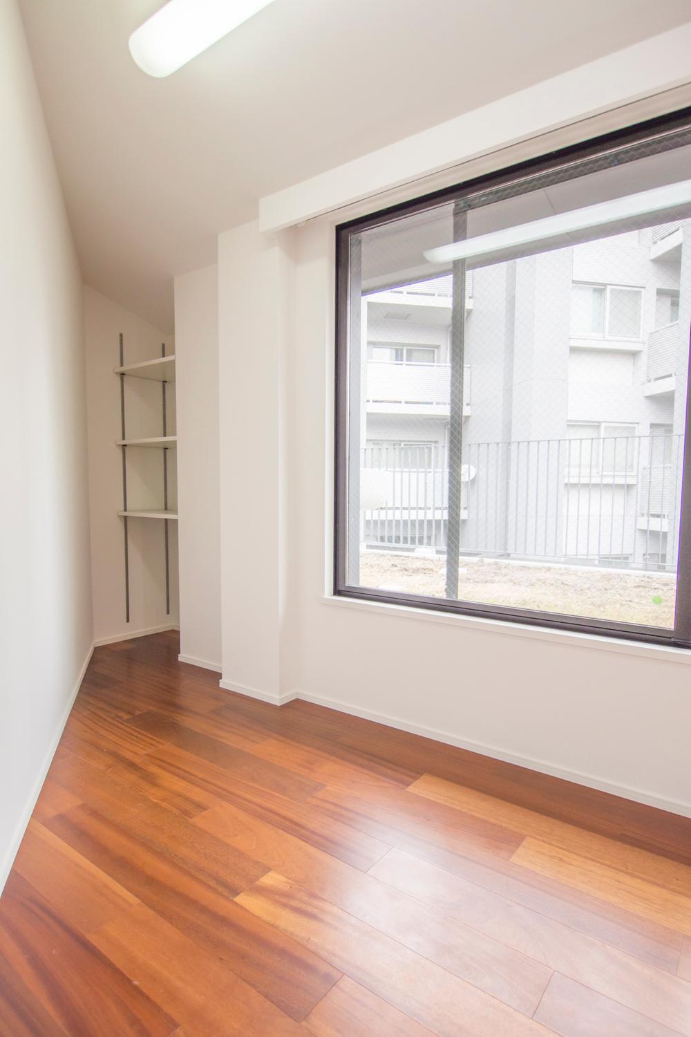 Other introspection. Indoor (11 May 2013) Shooting