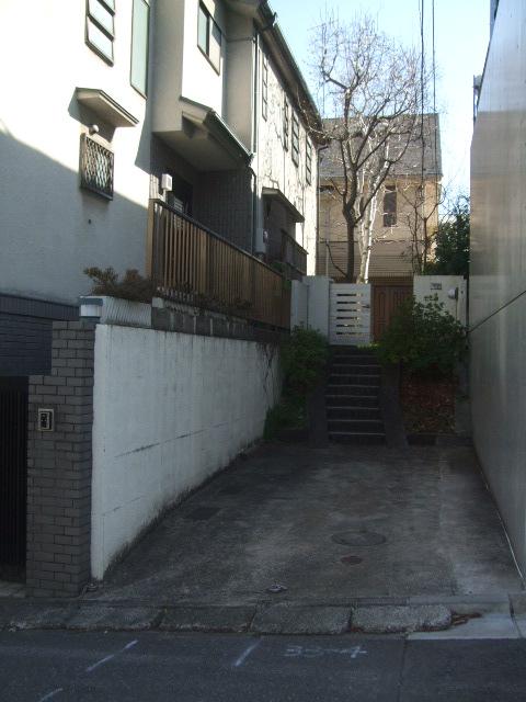 Other local. Local (March 2013) Shooting