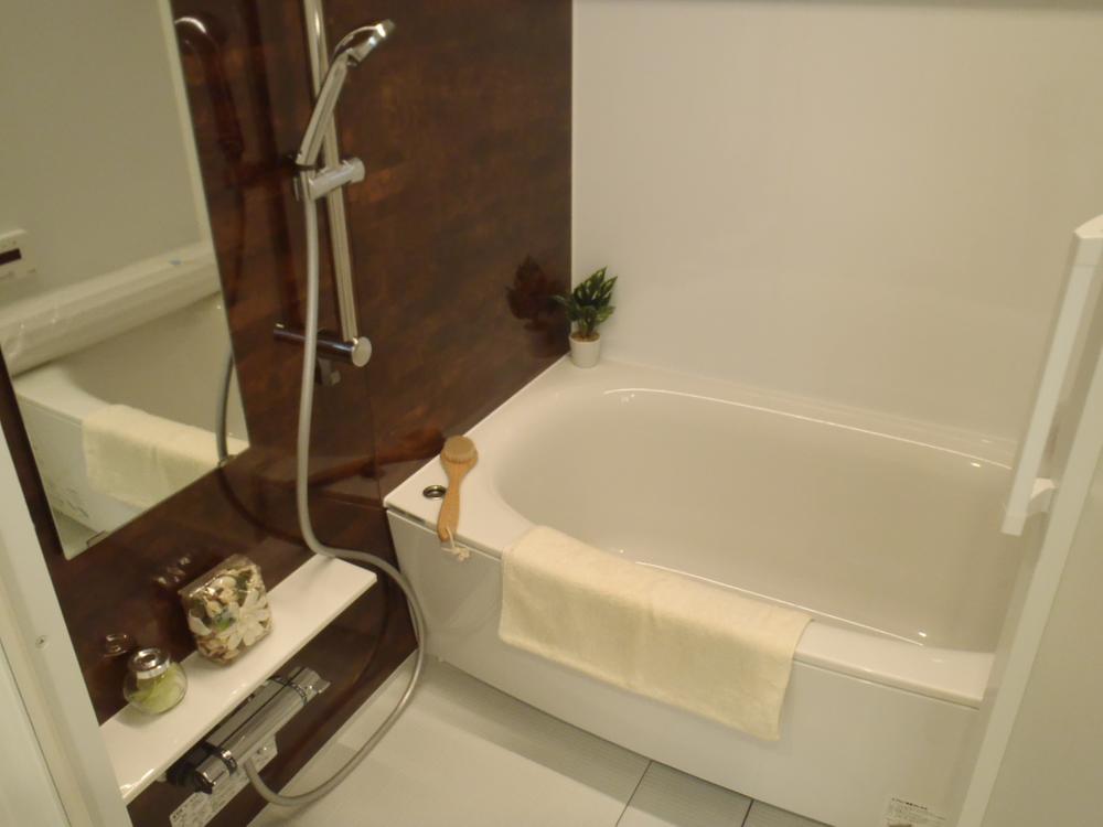 Bathroom. Unit bus with bathroom dryer Indoor Video published in