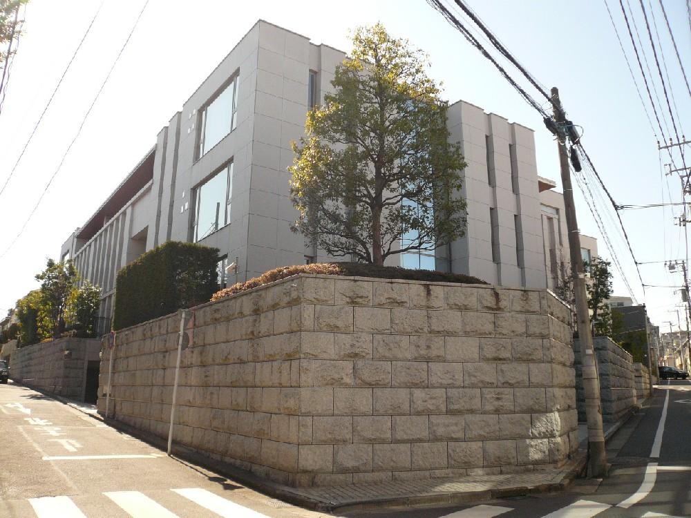 Local appearance photo. Local (April 2013) Shooting Appearance with a profound feeling of stone-clad