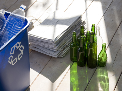 Features of the building.  [Each floor 24 hours out the garbage can] In order to meet a variety of lifestyle, Installing a garbage station on each floor to allow for 24 hours at any time garbage disposal. There is no dust accumulates worry even when busy, You can keep the inside of the dwelling unit always clean.  ※ There is a use for some use bylaws. (image)