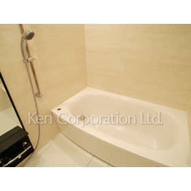 Bath. Shoot the same type on the 12th floor of the room. Specifications may be different. 