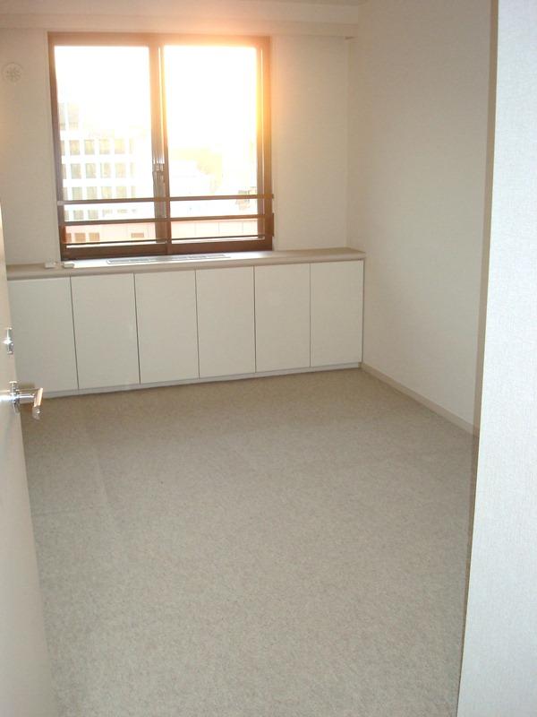 Non-living room