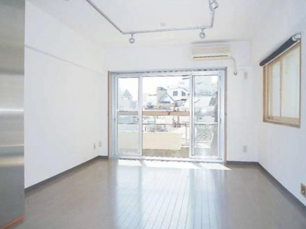 Non-living room