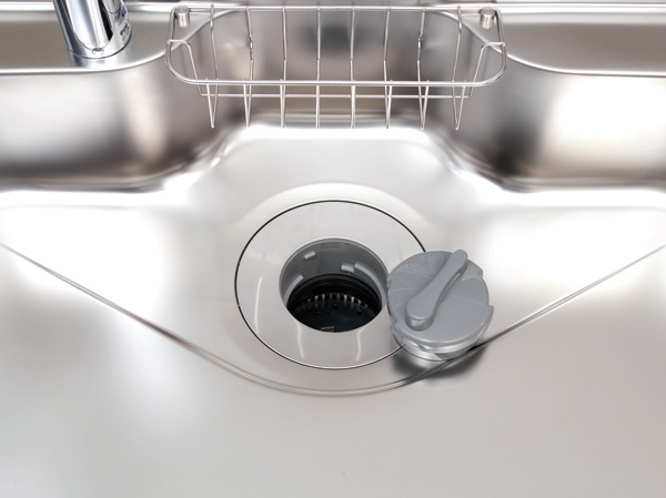 Kitchen.  [Garbage disposer] The garbage, This is a system that can be quickly crushed processing in the kitchen. Garbage that has been crushed by the disposer of each dwelling unit from then purified in wastewater treatment equipment dedicated, Since the drainage, It can also reduce the load on the environment.  ※ There is also a thing that can not be part of the process. (Same specifications)