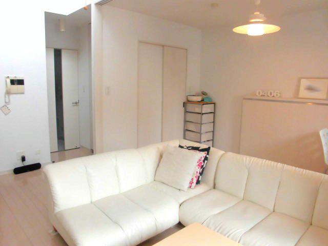 Living. Indoor (10 May 2013) Shooting