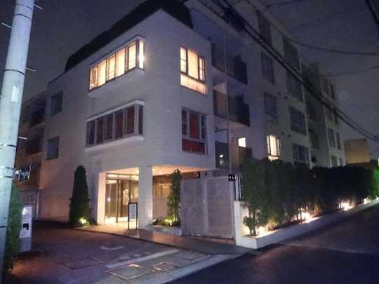Local appearance photo. Mansion appearance (night)