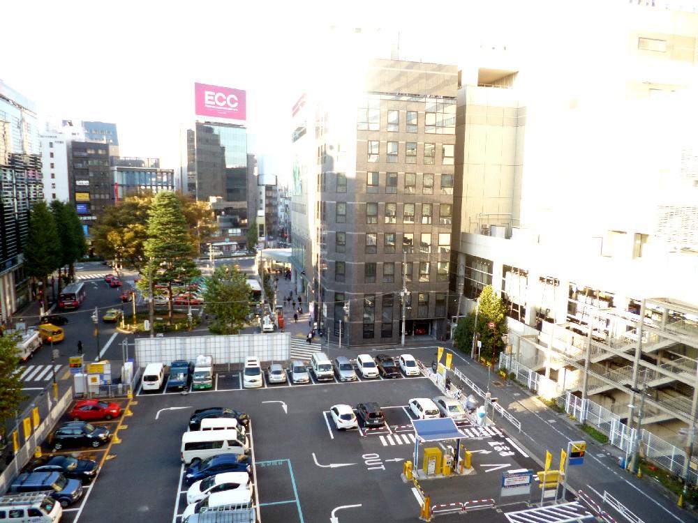 View photos from the dwelling unit. View from the site (November 2013) Shooting