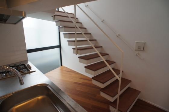 Kitchen. Local (May 2013) Shooting