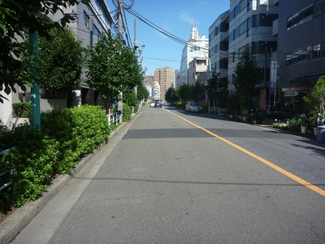 Other. Ryowa Palace Komaba Todai | the entire surface of the road