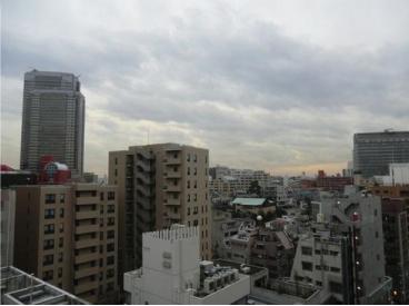 View photos from the dwelling unit. Local (12 May 2013) Shooting