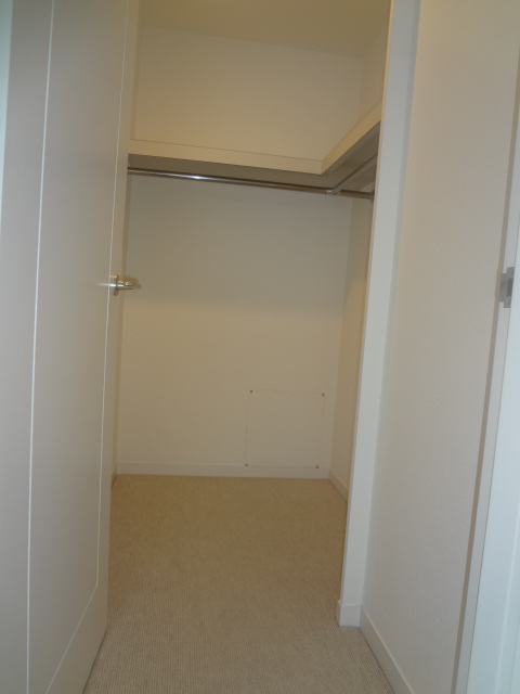 Receipt.  ☆ Walk-in closet ☆ 