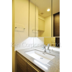 Washroom. Shoot the same type the sixth floor of the room. Specifications may be different.