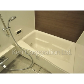 Bath. Shoot the same type the sixth floor of the room. Specifications may be different.