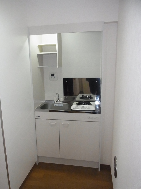 Kitchen.  ☆ 1 lot gas stoves installed base of kitchen ・  ・  ・  ☆