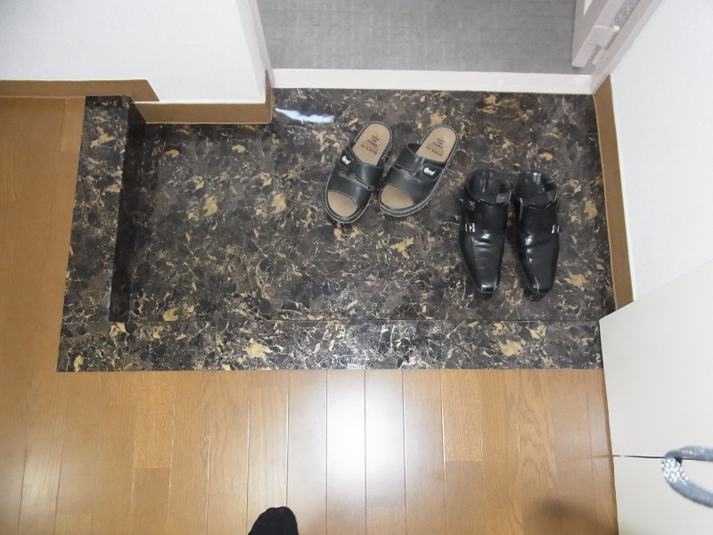 Entrance.  ☆ Please ... preview certainly once ・  ・  ・  ☆