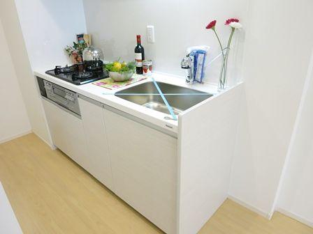 Kitchen. ~ It is already a new interior renovation ~ System kitchen of state-of-the-art amenities