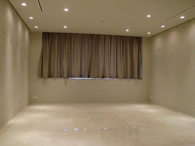Living. Indoor (January 2013) Shooting Spacious living room