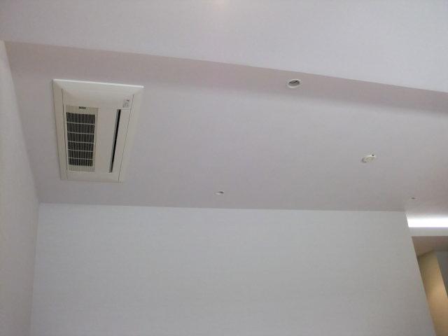 Non-living room. Indoor (January 2013) Shooting Built-in air conditioning