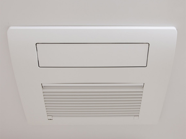 Bathing-wash room.  [Bathroom heating dryer (TES hot water type)] Of laundry drying Ya rainy weather, With a function to suppress the generation of mold. (Model Room G2 type ※ Including some paid options / Application deadline Yes)