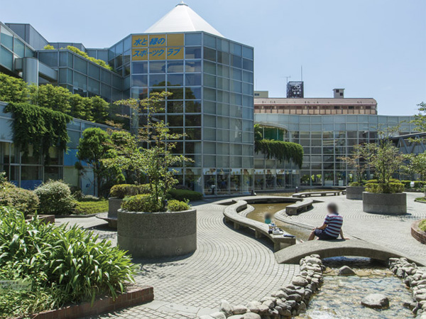 Surrounding environment. NA building patio (about 120m ・ A 2-minute walk)