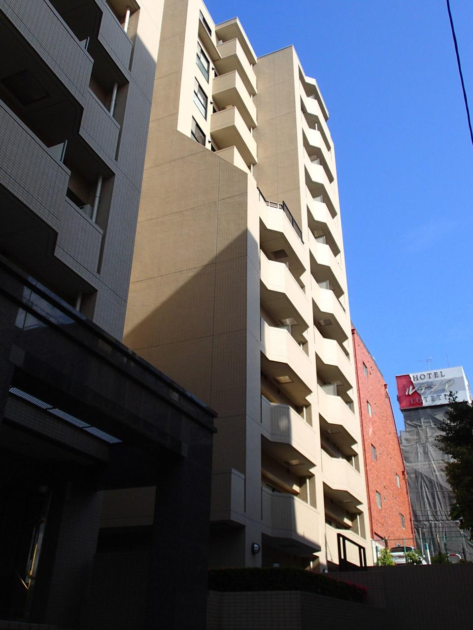 Local appearance photo. West overview