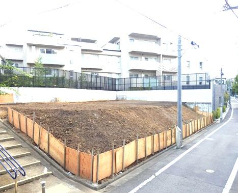 Local land photo. The surroundings are quiet residential area ☆ 