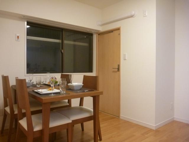 Living. Shoto House