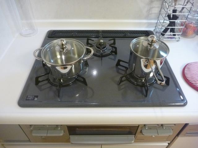 Kitchen. Shoto House