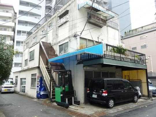 Local land photo. local Northwest, Northeast of the corner lot