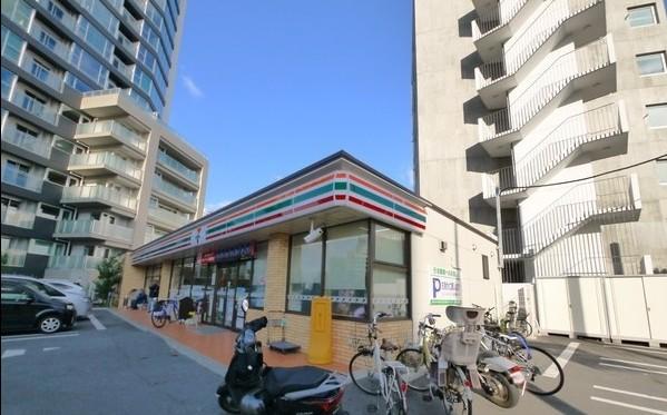 Convenience store. 259m to Seven-Eleven Shibuya Honmachi 3-chome