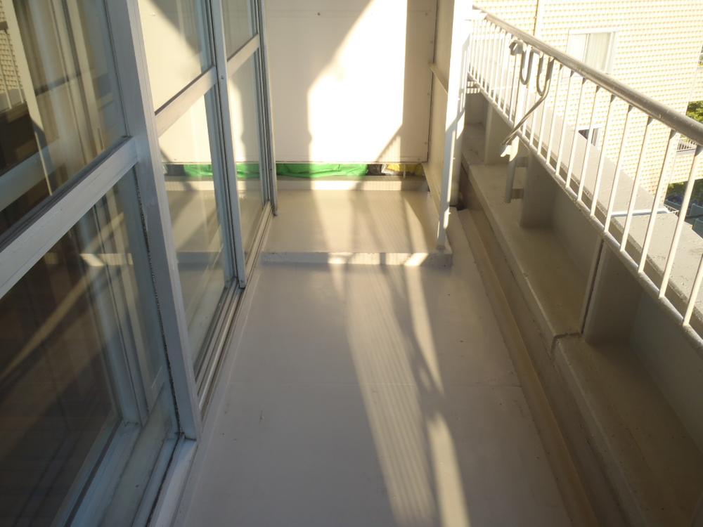 Balcony. Sunny south balcony