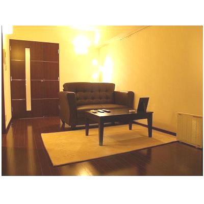 Living and room. Consumer electronics ・ We are aligned furniture. 