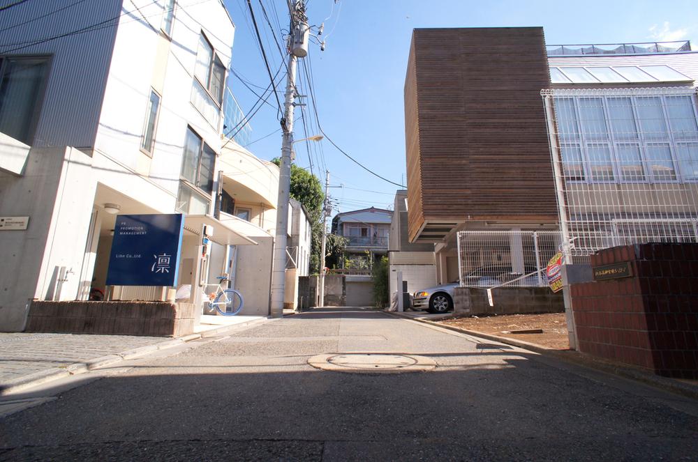 Local photos, including front road. Local (September 2013) Shooting