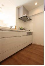 Kitchen. The field situation, There is the case that specifications may be changed.