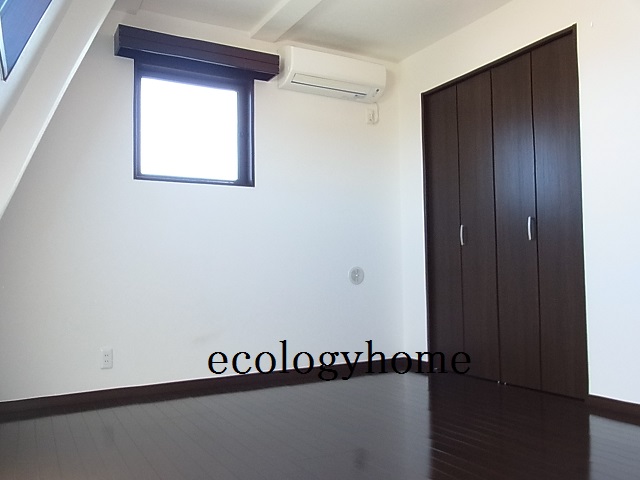 Living and room.  ■ All flooring ■ 