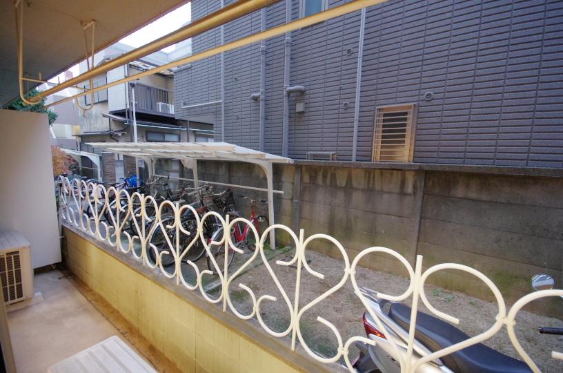 Balcony. Local (11 May 2013) Shooting