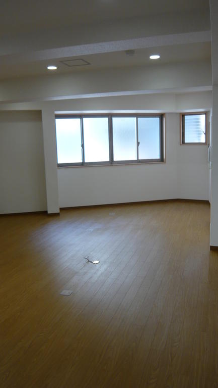 Living and room. ☆ Office ・ Warehouse ・ It is the introduction of the store ・ ・ ・ ☆