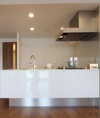 Kitchen. Weekday of your tour is also available ☆ Please feel free to tell us in your tour of the day