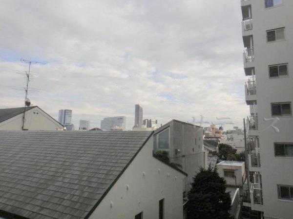 View photos from the dwelling unit