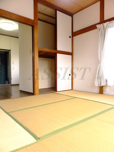 Living and room