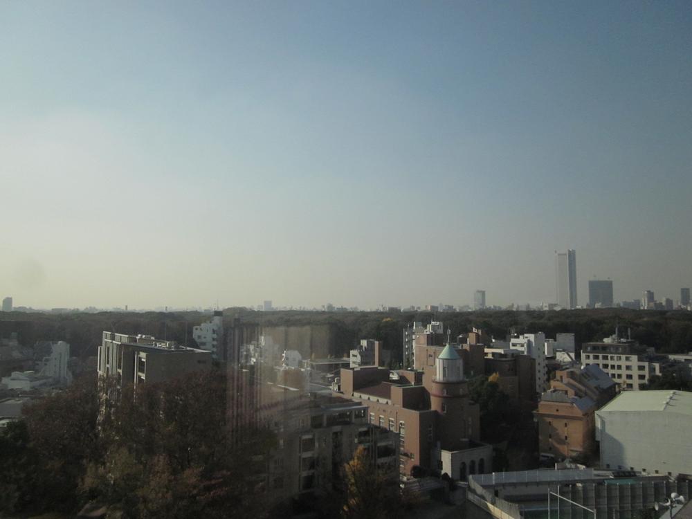 View photos from the dwelling unit. View from the site (December 2013) Shooting